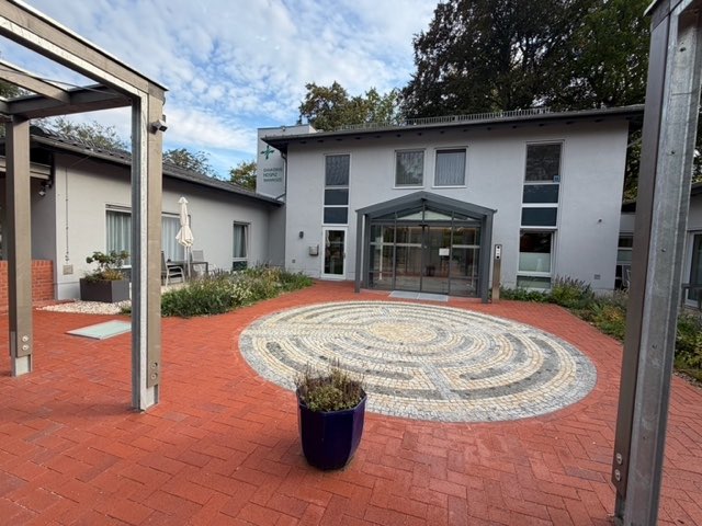 Wannsee-Hospu-Eingangsbereich